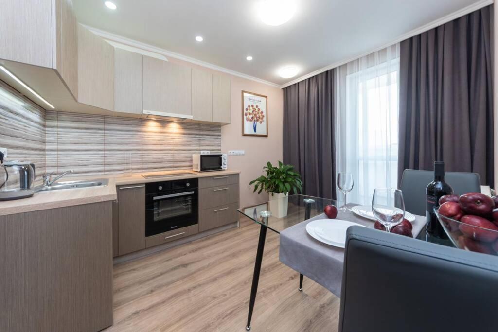 Квартира Люкс В Жк Лебединый, Ул. Ревуцкого 40 Г Kyiv Exterior photo